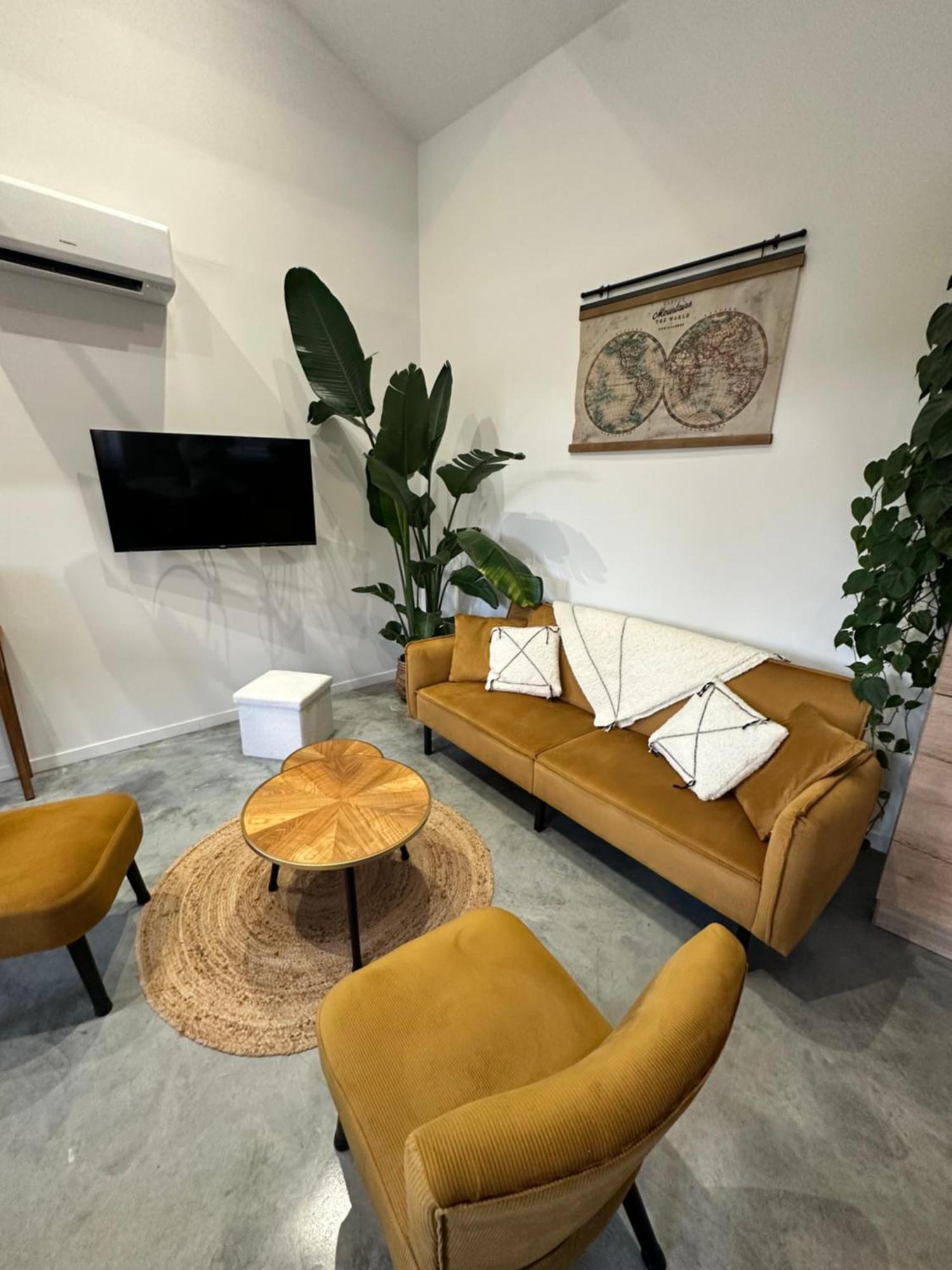 Maison De Vacances Gondrin Экстерьер фото